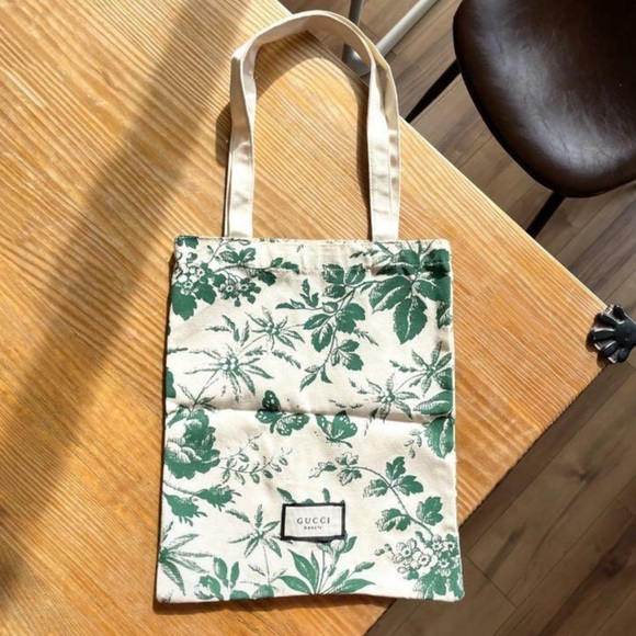 Gucci Cream and Green Floral Tote - Picture 1 of 3